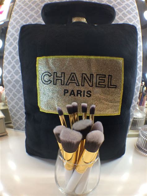 chanel drink portable